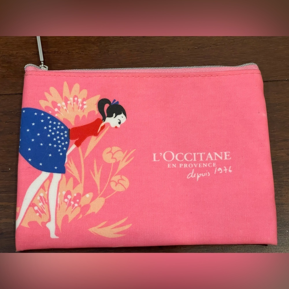 guc L'OCCITANE Pink and Blue Illustrated Pouch